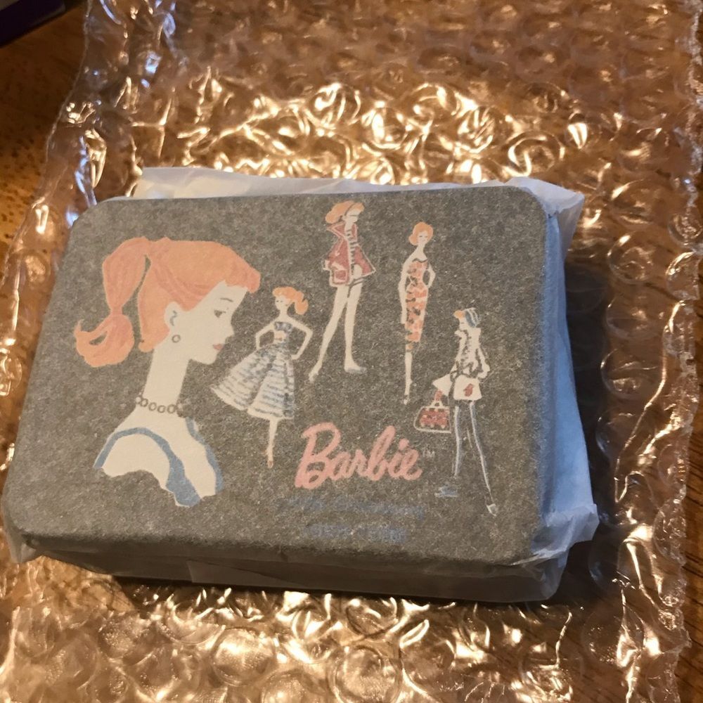 Hallmark Christmas Ornament Barbie Anniversary Edition ponytail lunchbox 1999 - Picture 3 of 4